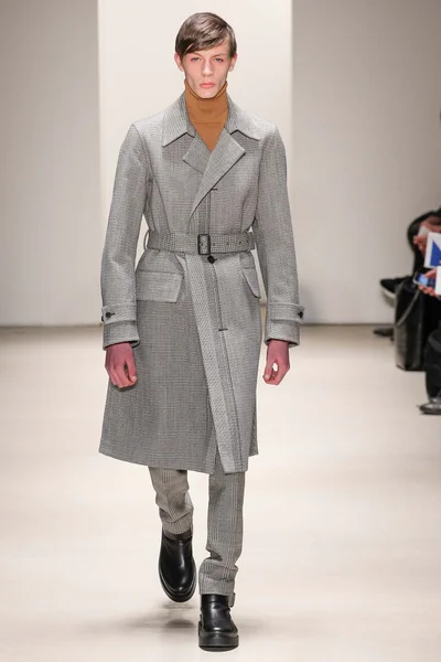 Look 20